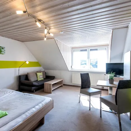Hotelchen Schoenblick *